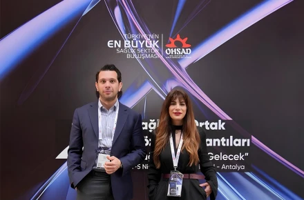 Die Egemed Gesundheitsgruppe traf sich auf dem 15. OHSAD-Kongress mit den führenden Vertretern der Branche.